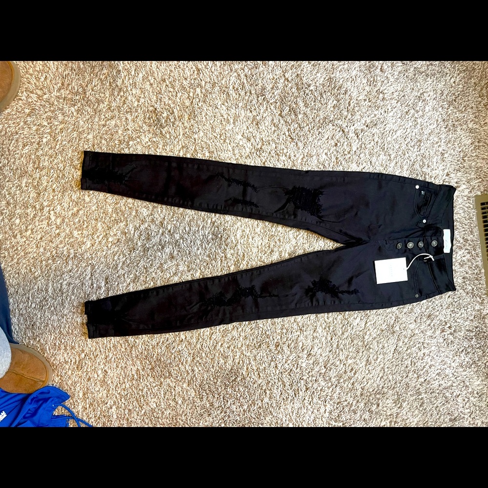 Kancan black distressed jean